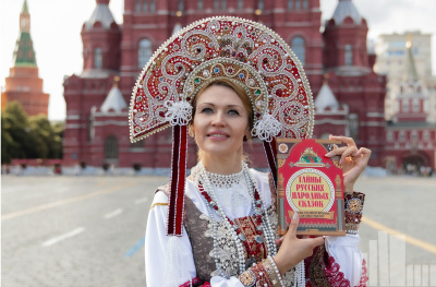 Книжная выставка «Серия книг «Удивительная Русь» издательства “Феникс”»