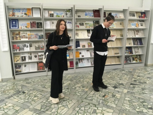 Студенты Саратовского архитектурно-строительного колледжа приняли участие в флэшмобе «Великий драматург А. Н. Островский»