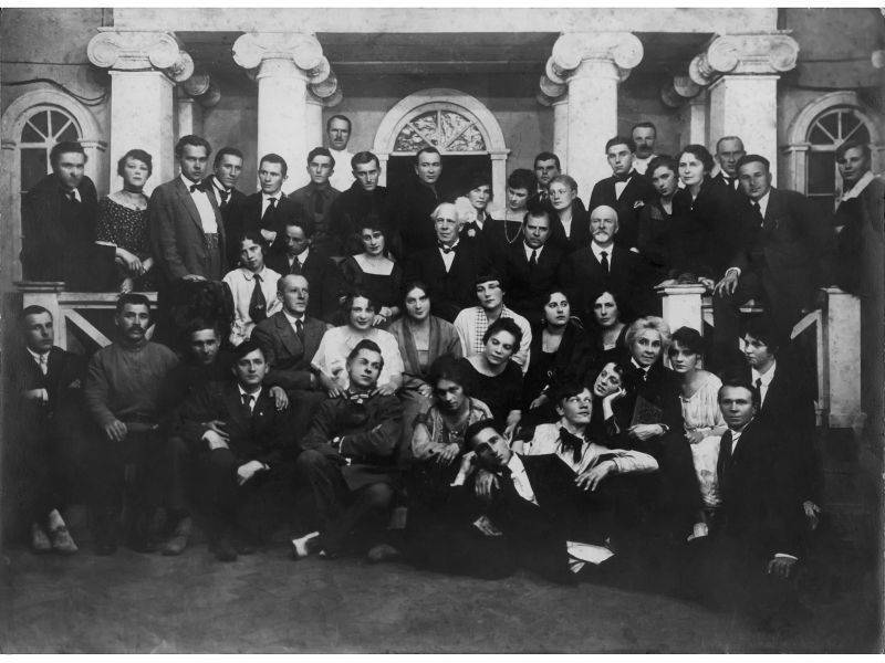 Исторический экскурс «Загадка семьи Алексеевых»