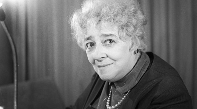 Литературно-музыкальная гостиная «Фаина Раневская: «Красота страшная сила», посвященная советской актрисе театра, кино и дубляжа, народной артистке СССР Фаине Георгиевне Раневской